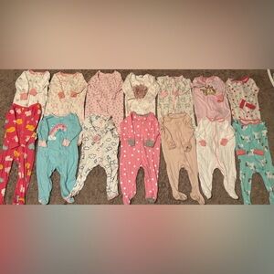 Baby girls 0 to 12 months clothing bundle